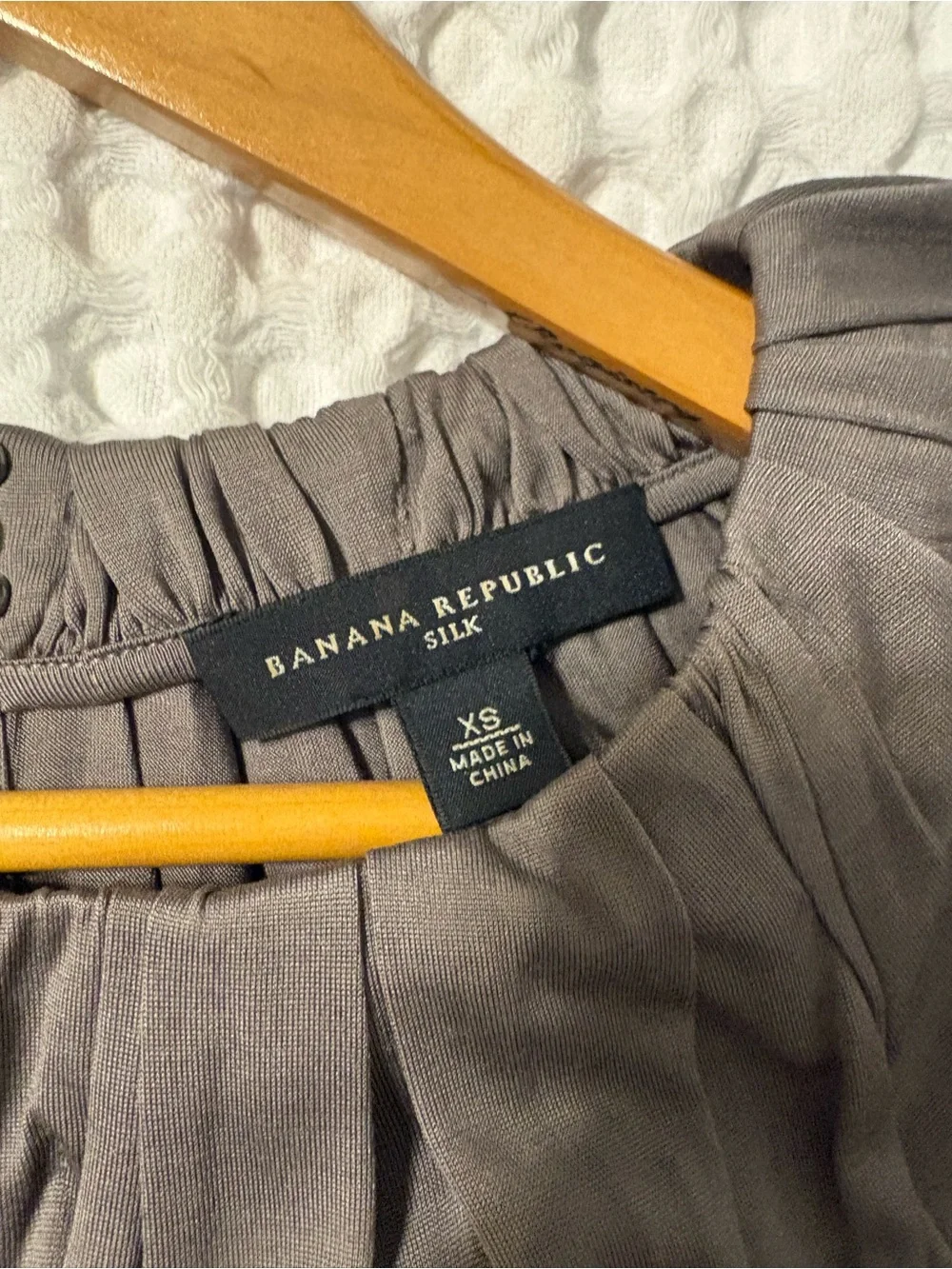 Banana Republic Taupe Pleated Puff-Sleeve Blouse